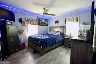 1047 Harrison Street, Bristol, PA 19007 - Photo 9