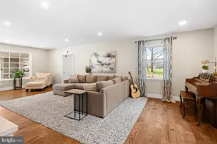 720 Linton Hill Rd, Newtown, PA 18940 - Photo 5