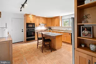 720 Linton Hill Rd, Newtown, PA 18940 - Photo 15