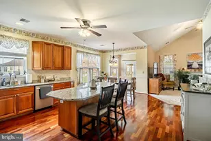 1401 Cameo Ct, Quakertown, PA 18951 - Photo 5
