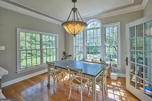 5765 Valley Stream Dr, Doylestown, PA 18902 - Photo 11