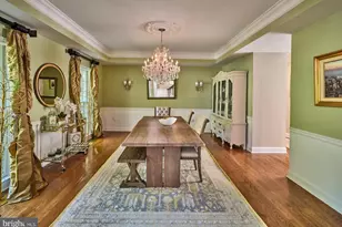 5765 Valley Stream Dr, Doylestown, PA 18902 - Photo 9