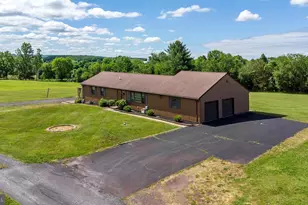 1613 N 5th St, Perkasie, PA 18944 - Photo 3