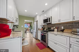 33 Skyview Way, Newtown, PA 18940 - Photo 7