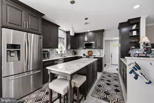 401 Stonybrook Dr, Levittown, PA 19055 - Photo 9