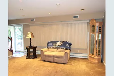 106 Juniper Drive, Levittown, PA 19056 - Photo 3