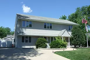 106 Juniper Dr, Levittown, PA 19056 - Photo 1