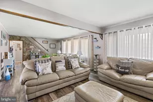54 Quincy Dr, Levittown, PA 19057 - Photo 15