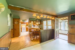 255 Park Dr W, Kintnersville, PA 18930 - Photo 9