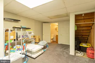 825 Cliff Rd, Bensalem, PA 19020 - Photo 33