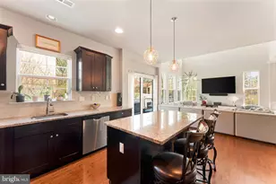 345 Newtown Rd, Warminster, PA 18974 - Photo 23