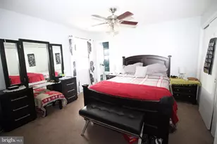 3727 Windsor Dr, Bensalem, PA 19020 - Photo 17