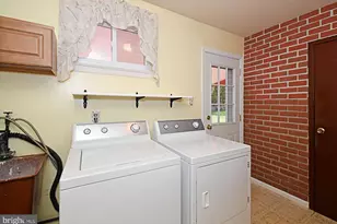 1493 Bradley Ln, Warminster, PA 18974 - Photo 23