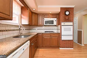 1493 Bradley Ln, Warminster, PA 18974 - Photo 15