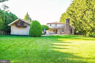 560 Lower Holland Rd, Holland, PA 18966 - Photo 49