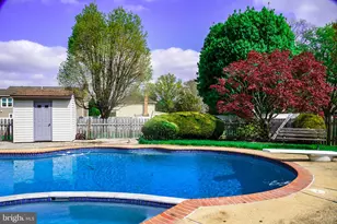 560 Lower Holland Rd, Holland, PA 18966 - Photo 43