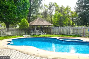 560 Lower Holland Rd, Holland, PA 18966 - Photo 45