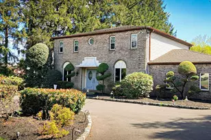 560 Lower Holland Rd, Holland, PA 18966 - Photo 47