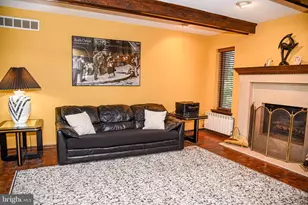 560 Lower Holland Rd, Holland, PA 18966 - Photo 9