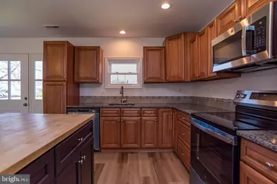 44 Elm Lane, Levittown, PA 19054 - Photo 7