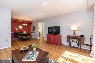 409 Society Pl, Newtown, PA 18940 - Photo 7