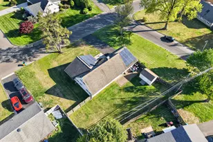 18 S Forsythia Dr S, Levittown, PA 19056 - Photo 33