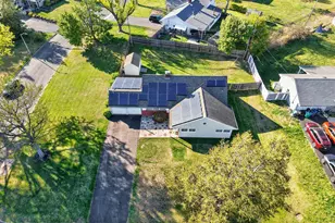 18 S Forsythia Dr S, Levittown, PA 19056 - Photo 31
