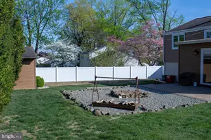 14 Revere St, Feasterville-Trevose, PA 19053 - Photo 35