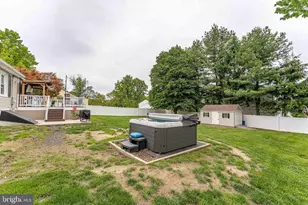 192 Valley Rd, Warminster, PA 18974 - Photo 7
