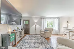 192 Valley Rd, Warminster, PA 18974 - Photo 11