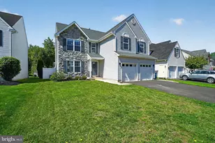 4196 Miladies Ln, Doylestown, PA 18902 - Photo 1