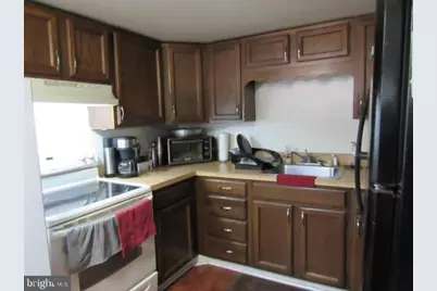 746 Cheston Avenue, Tullytown, PA 19007 - Photo 5