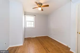 360 Deb Ln, Warminster, PA 18974 - Photo 17