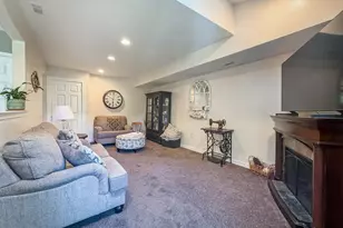 138 Mulberry Dr, Holland, PA 18966 - Photo 17