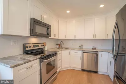 25 Cobalt Ridge Drive N, Levittown, PA 19057 - Photo 3
