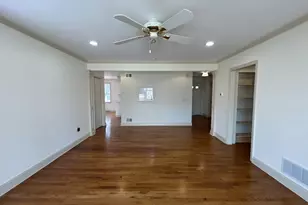 212 Apple St, Levittown, PA 19057 - Photo 19