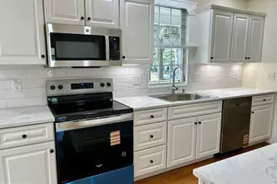 212 Apple St, Levittown, PA 19057 - Photo 33