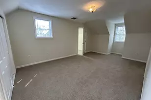 212 Apple St, Levittown, PA 19057 - Photo 47