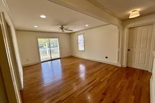 212 Apple St, Levittown, PA 19057 - Photo 17