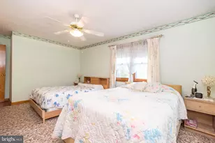 29 W Creamery Rd, Trumbauersville, PA 18970 - Photo 23