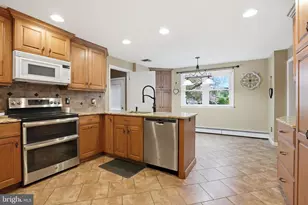 165 W Julianna Dr, Southampton, PA 18966 - Photo 9