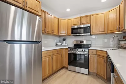 7 Wildflower Road, Levittown, PA 19057 - Photo 3