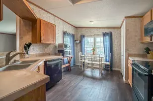 3602 Iris Ave, Feasterville-Trevose, PA 19053 - Photo 9