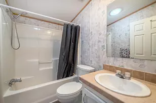 3602 Iris Ave, Feasterville-Trevose, PA 19053 - Photo 17