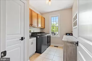 104 Pickwick Dr, Doylestown, PA 18901 - Photo 25