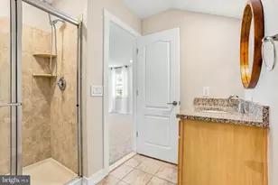 121 Hagen Dr, Bensalem, PA 19020 - Photo 15