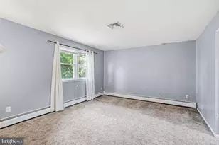 103 E Winchester Ave, Langhorne, PA 19047 - Photo 41