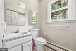 103 E Winchester Ave, Langhorne, PA 19047 - Photo 45