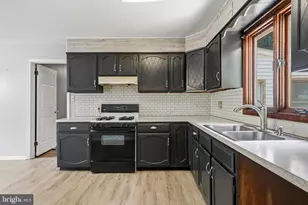 103 E Winchester Ave, Langhorne, PA 19047 - Photo 25