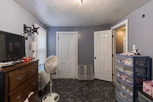 628 Pine St, Bristol, PA 19007 - Photo 21